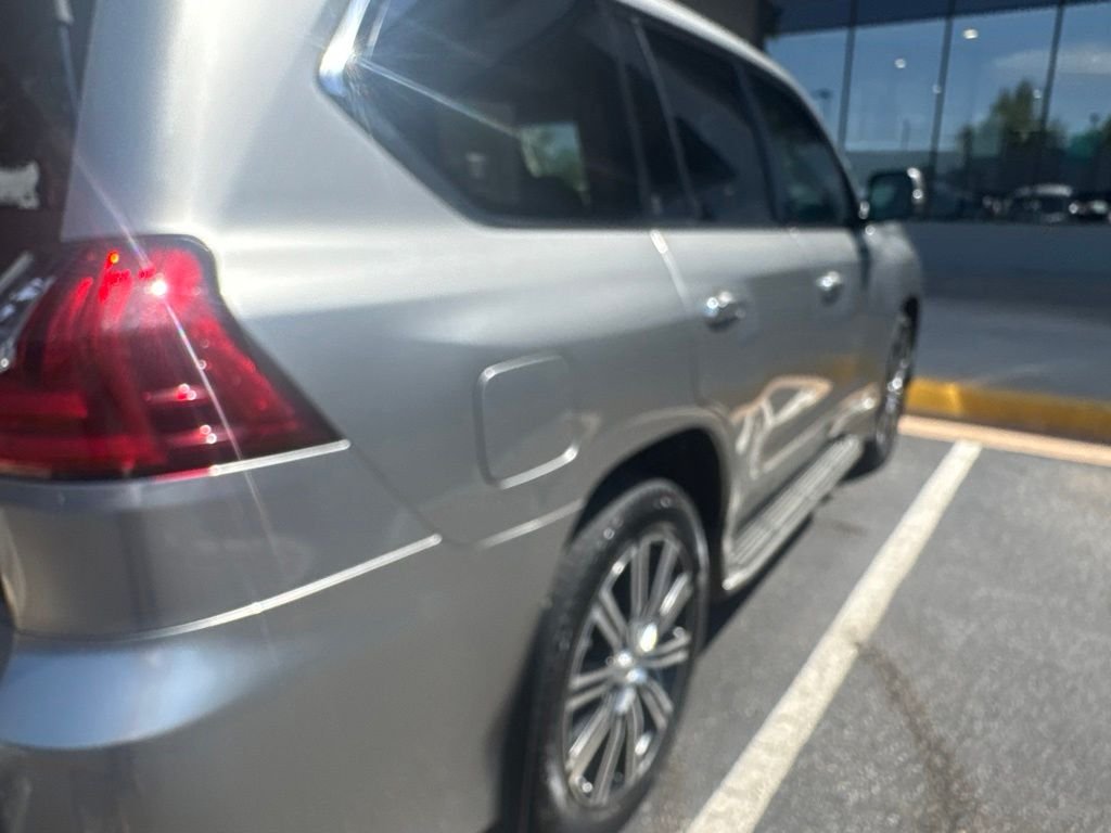 Used 2020 Silver Lexus 570 image 4