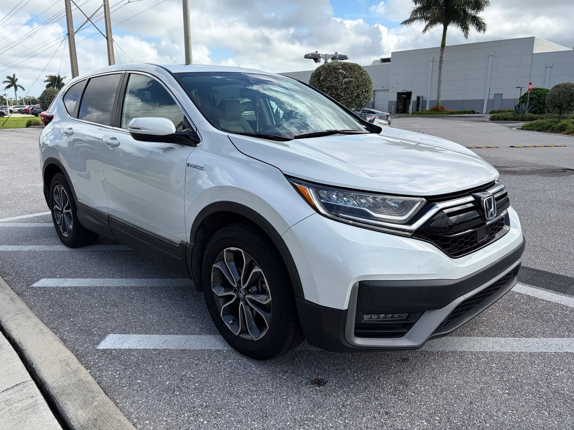 Used 2022 Platinum White Pearl Honda EX-L image 3