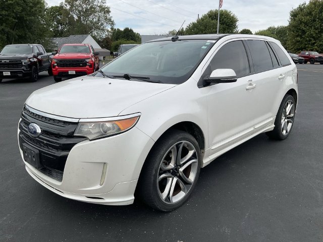 Used 2013 White Ford Sport image 1