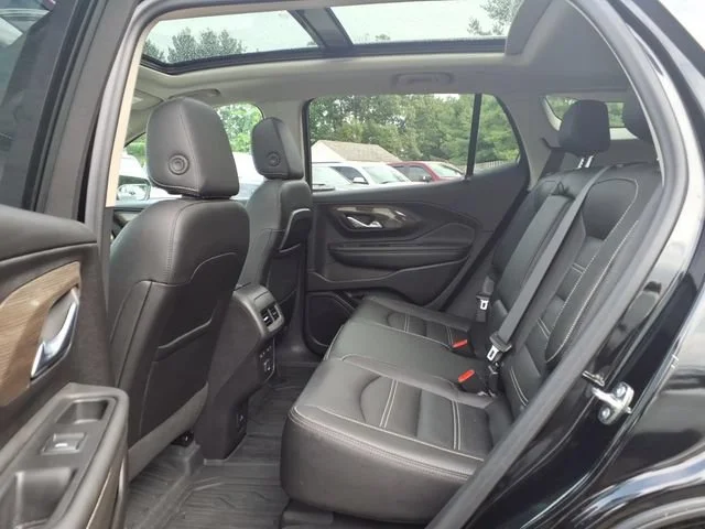 2024 GMC Terrain Denali - Photo 19