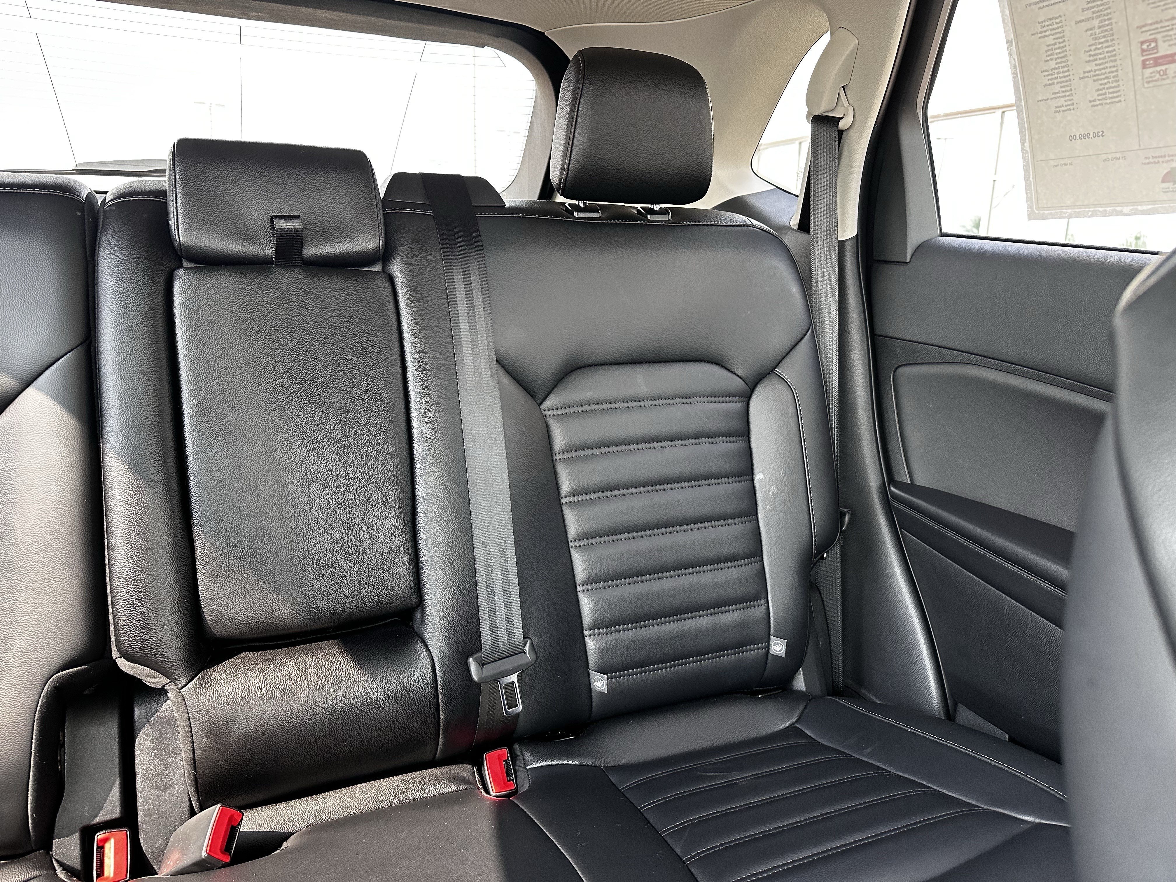 Used 2024 Agate Black Metallic Ford SEL image 15