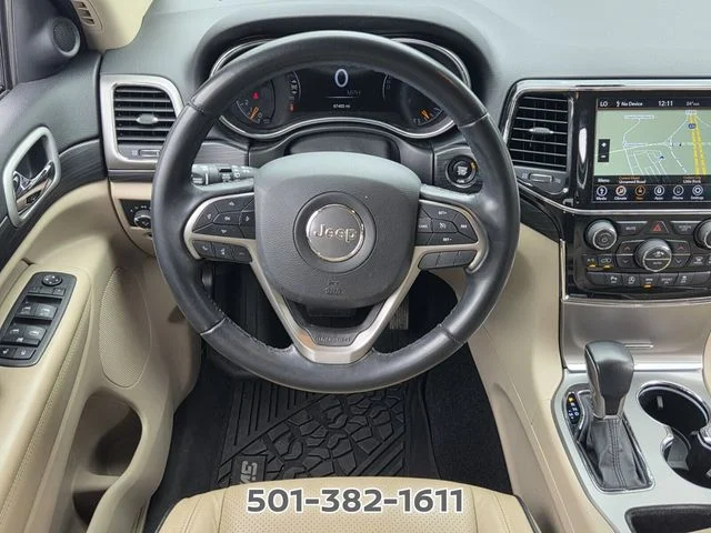 Used 2022 White Jeep Laredo E image 11