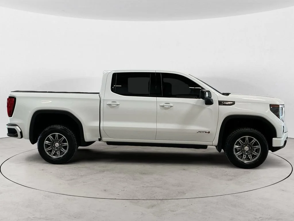 Used 2024 Summit White GMC AT4 image 4