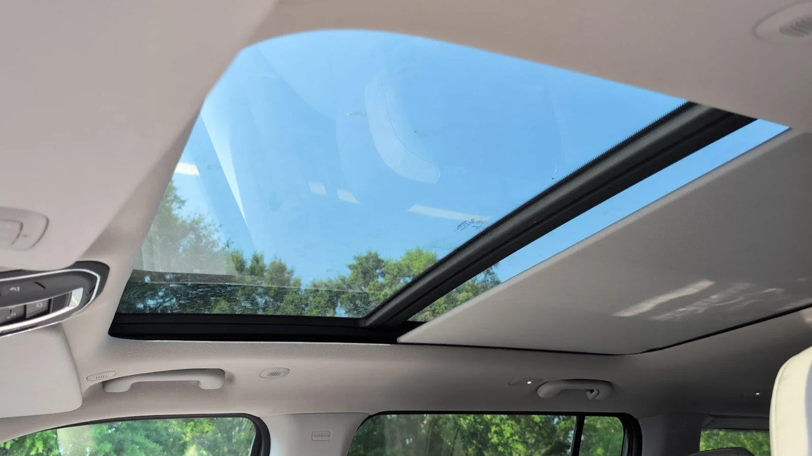 Used 2023 River Rock Jeep Base image 17
