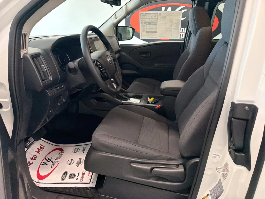 New 2027 Glacier White Nissan King Cab® S image 9