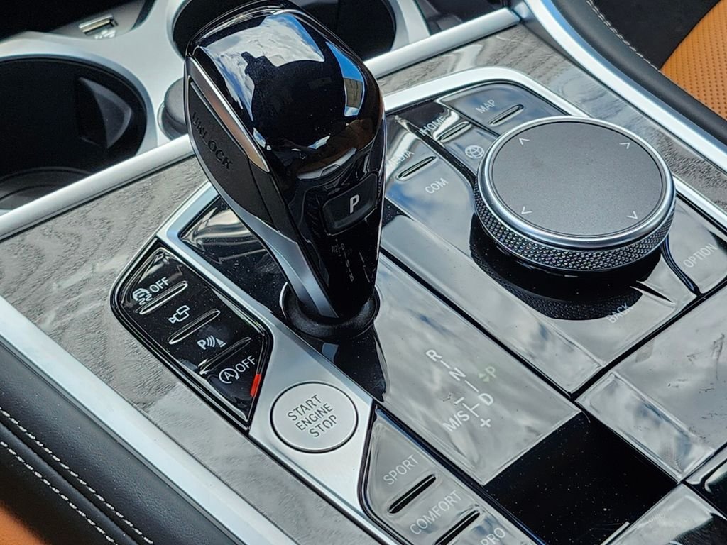 New 2026 Black BMW 840i image 27