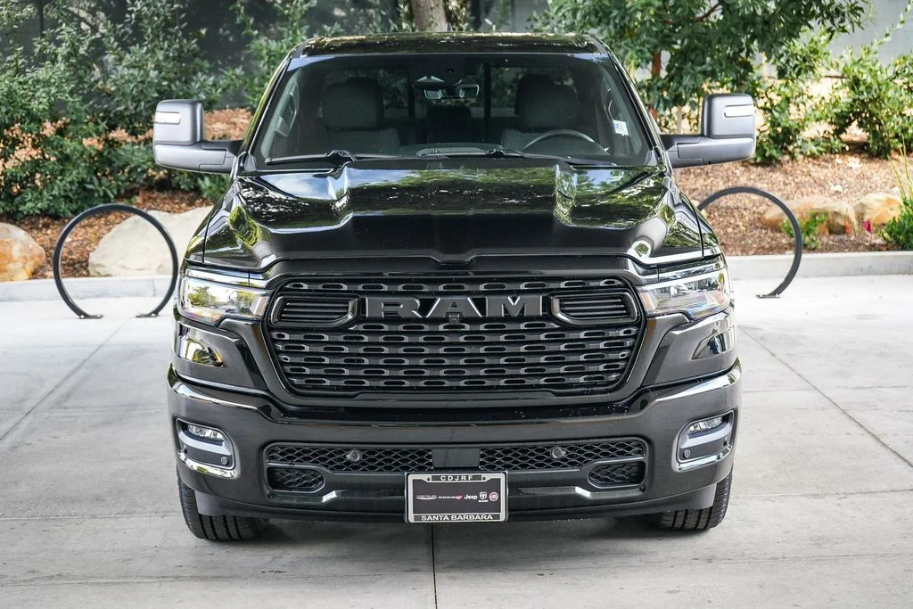 New 2026 Diamond Black Crystal Pearlcoat RAM Express image 2