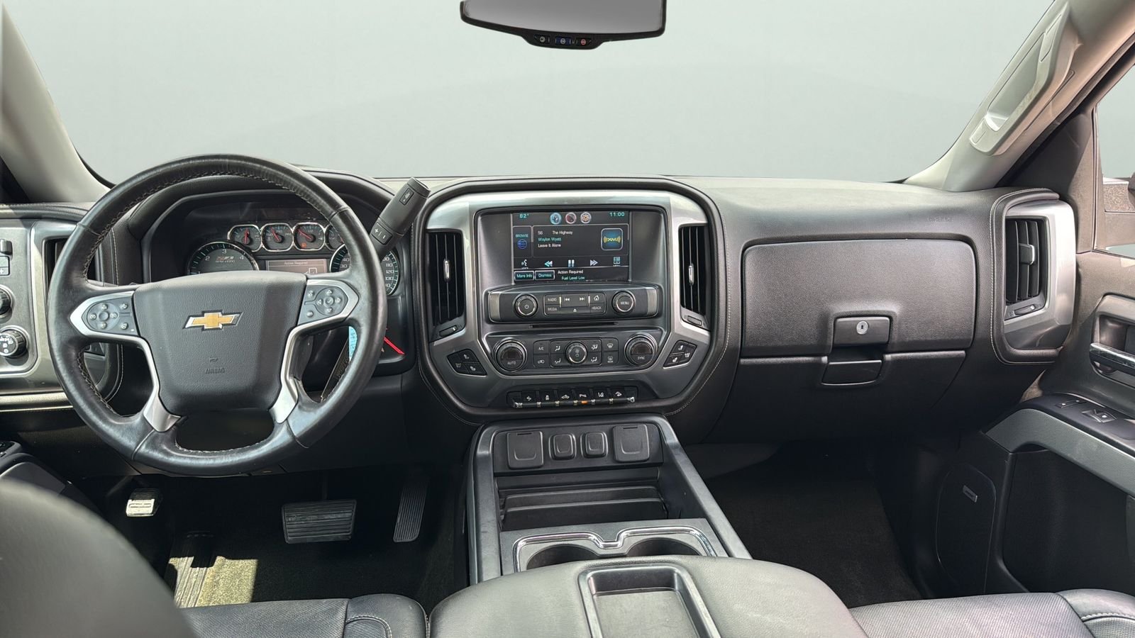 Used 2015 White Chevrolet LTZ image 21