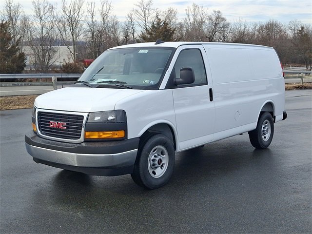 2025 GMC Savana Cargo Work Van - Photo 10