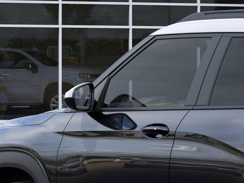 New 2026 Mosaic Black Metallic Chevrolet ACTIV image 12