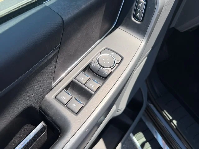 Used 2024 Black Ford XLT image 12