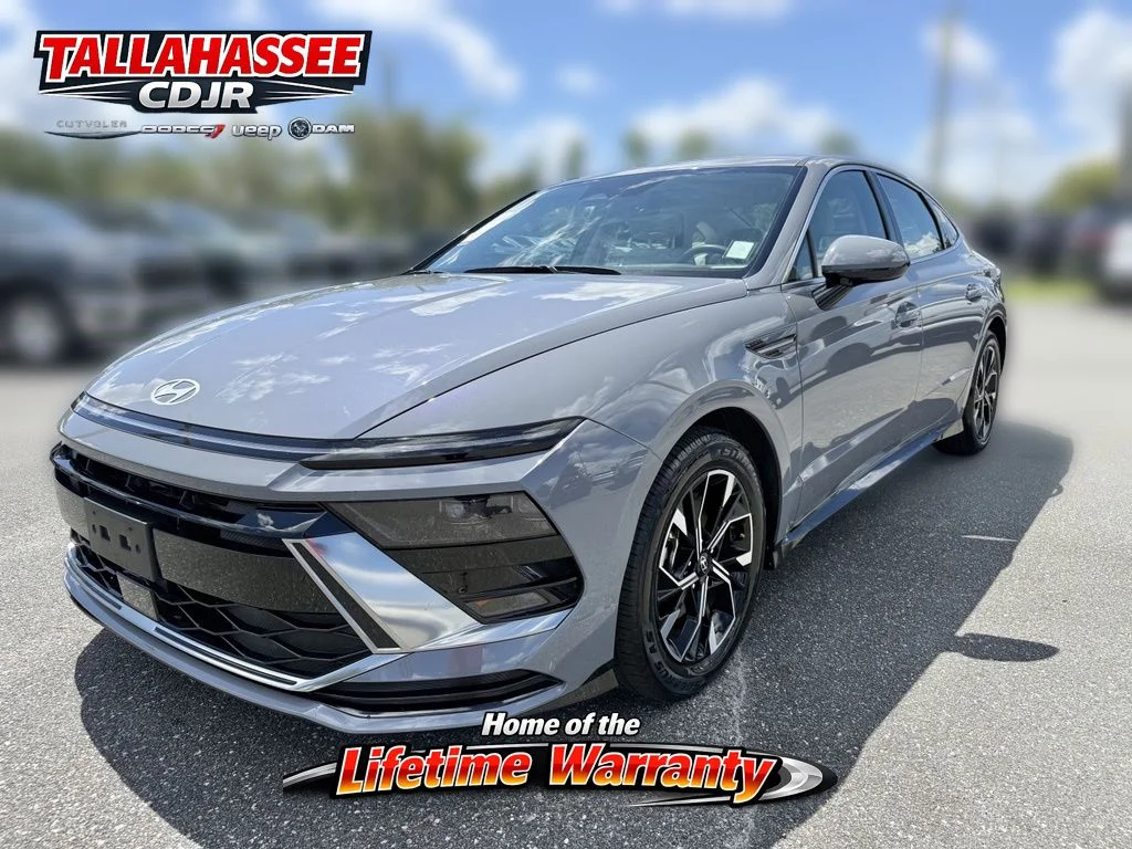 Used 2024 Blue Hyundai SEL image 10
