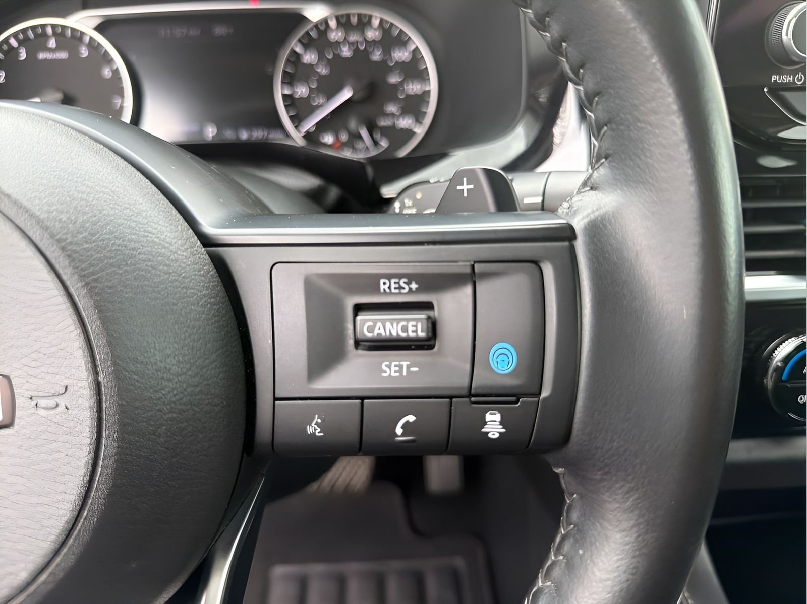 Used 2024 Silver Nissan SV image 31