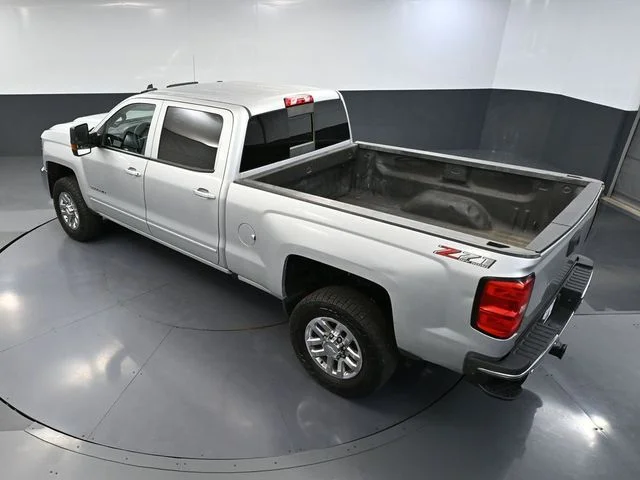 Used 2019 Silver Chevrolet LT image 51