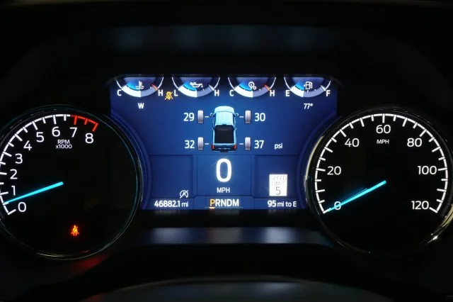 Used 2023 SILVER Ford XLT image 23