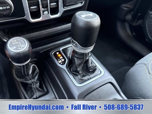 2025 Jeep Wrangler 4-Door Sahara - Photo 24