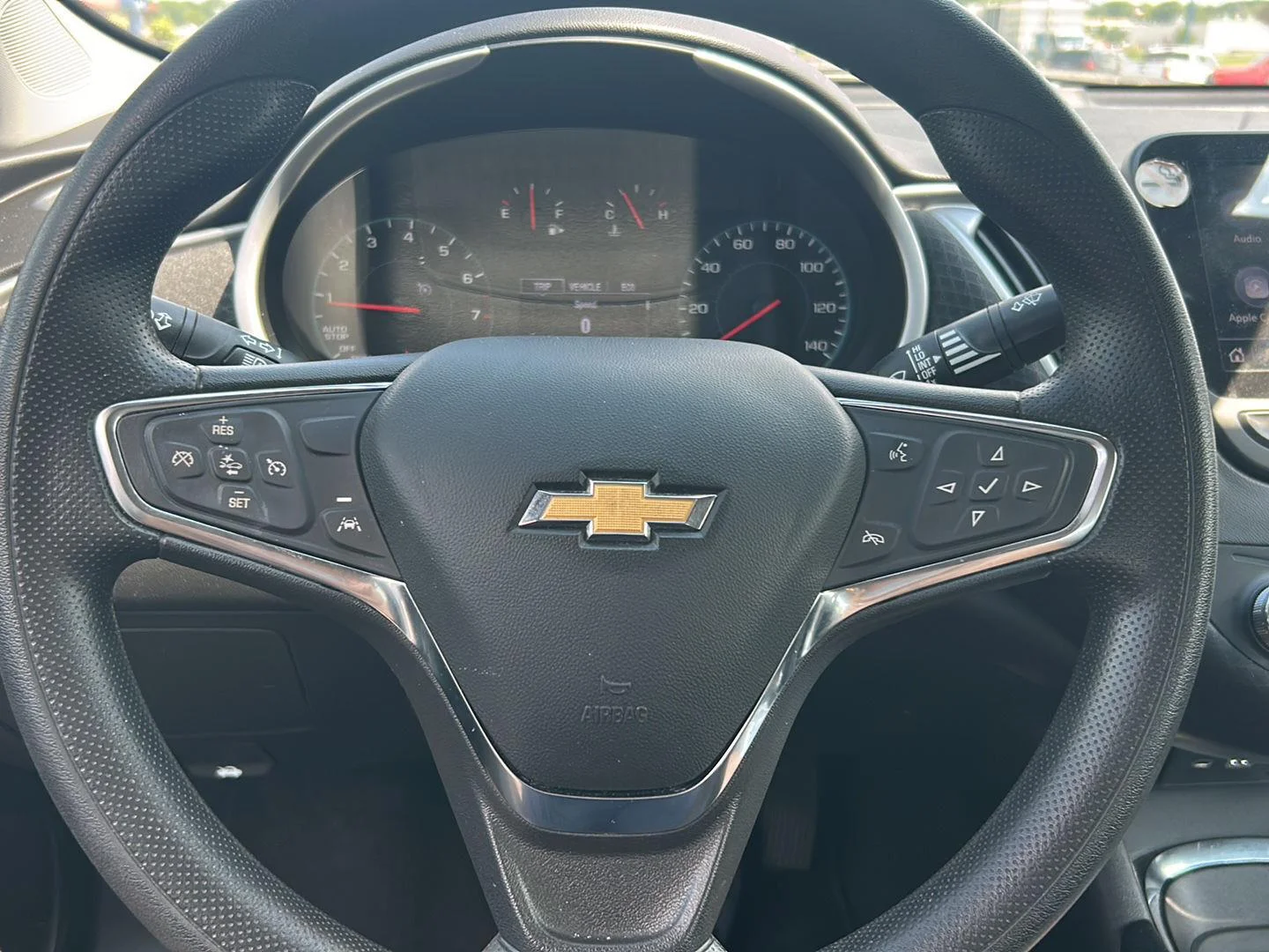 Used 2024 Summit White Chevrolet LT image 12