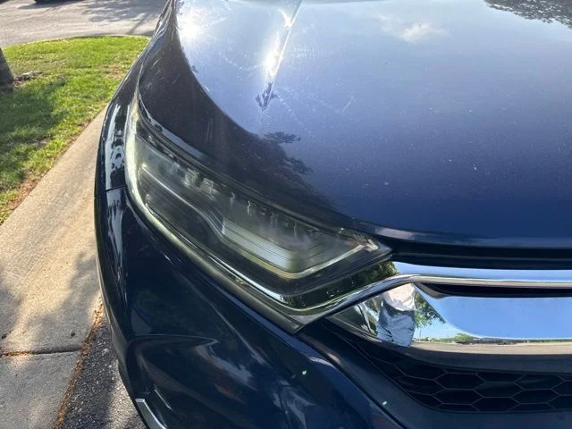 Used 2017 Blue Honda Touring image 3