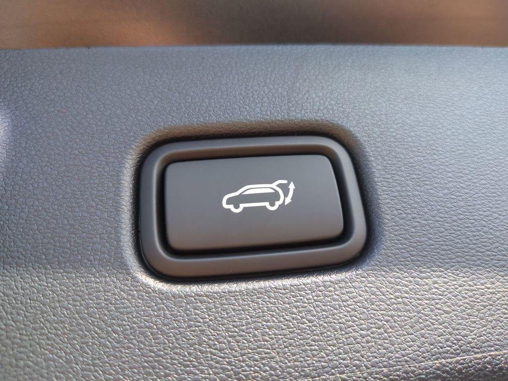 New 2026 Black Hyundai Limited AWD image 15
