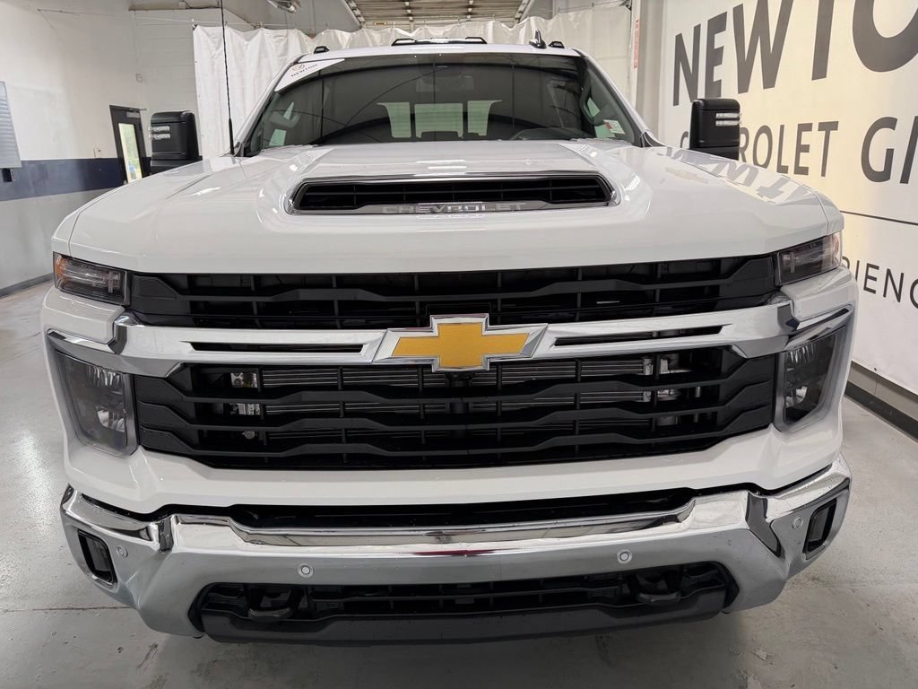 2026 Chevrolet Silverado 3500 HD LT - Photo 41