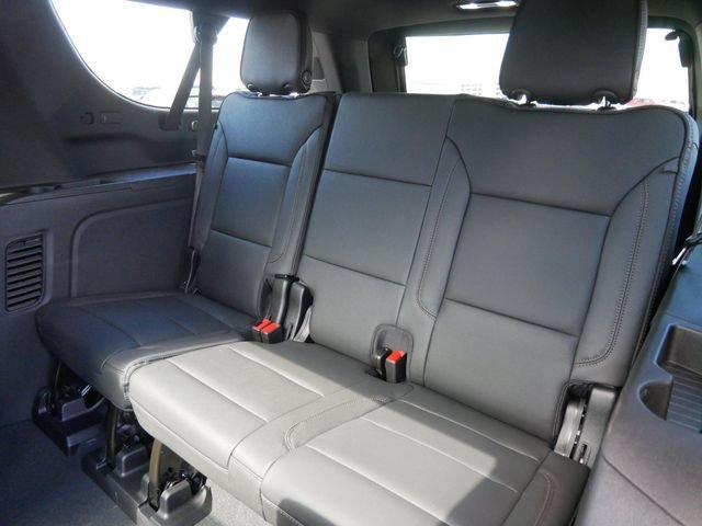 2026 Chevrolet Suburban High Country - Photo 8