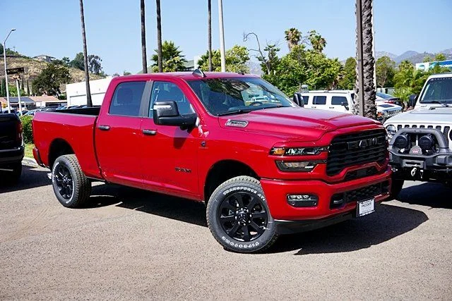 New 2026 Molten Red Pearl-Coat Exterior Paint RAM Big Horn image 3