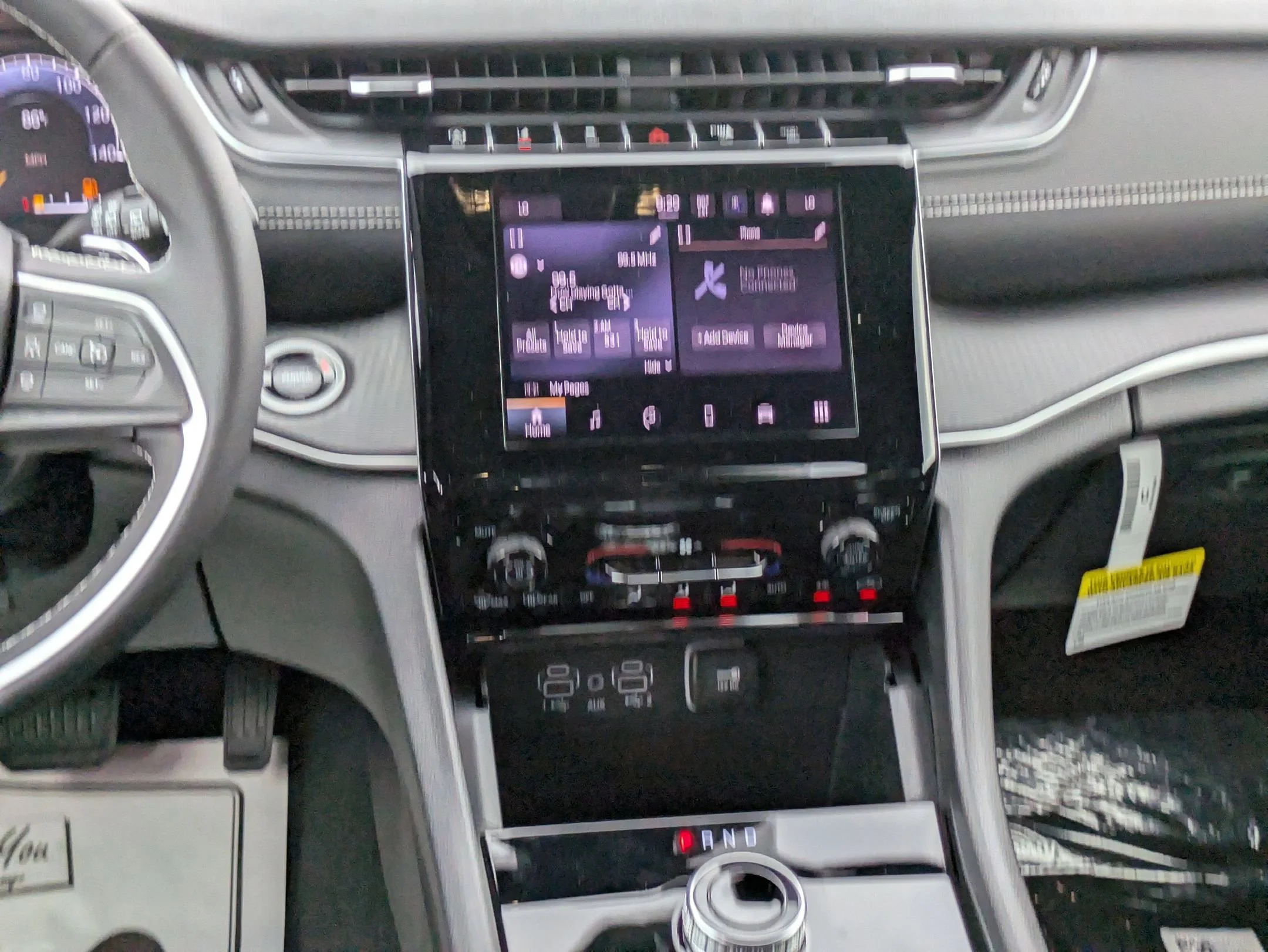 New 2025 Silver Zynith Exterior Paint Jeep Laredo image 16
