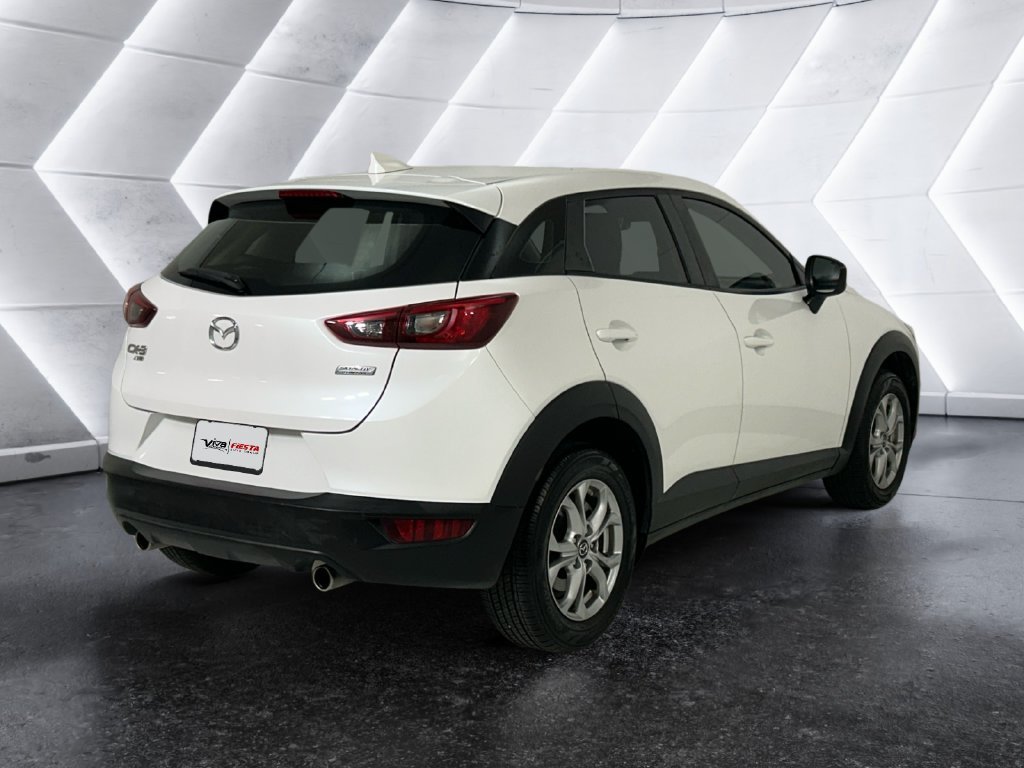 Used 2018 White Mazda Sport image 4
