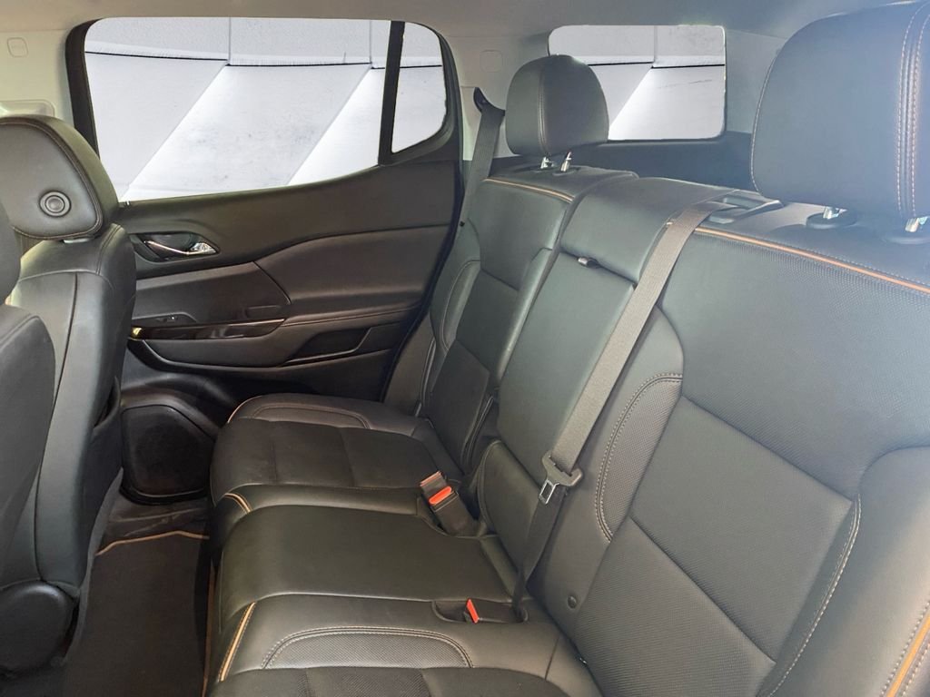 Used 2023 White GMC AT4 image 18