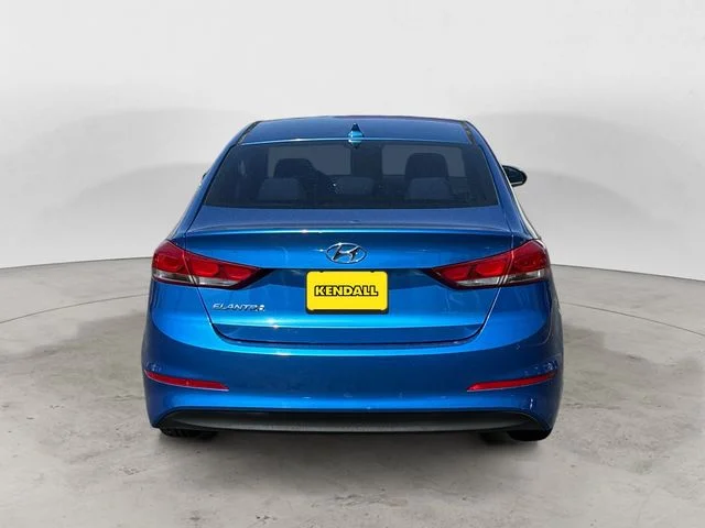 Used 2017 Blue Hyundai SE image 6
