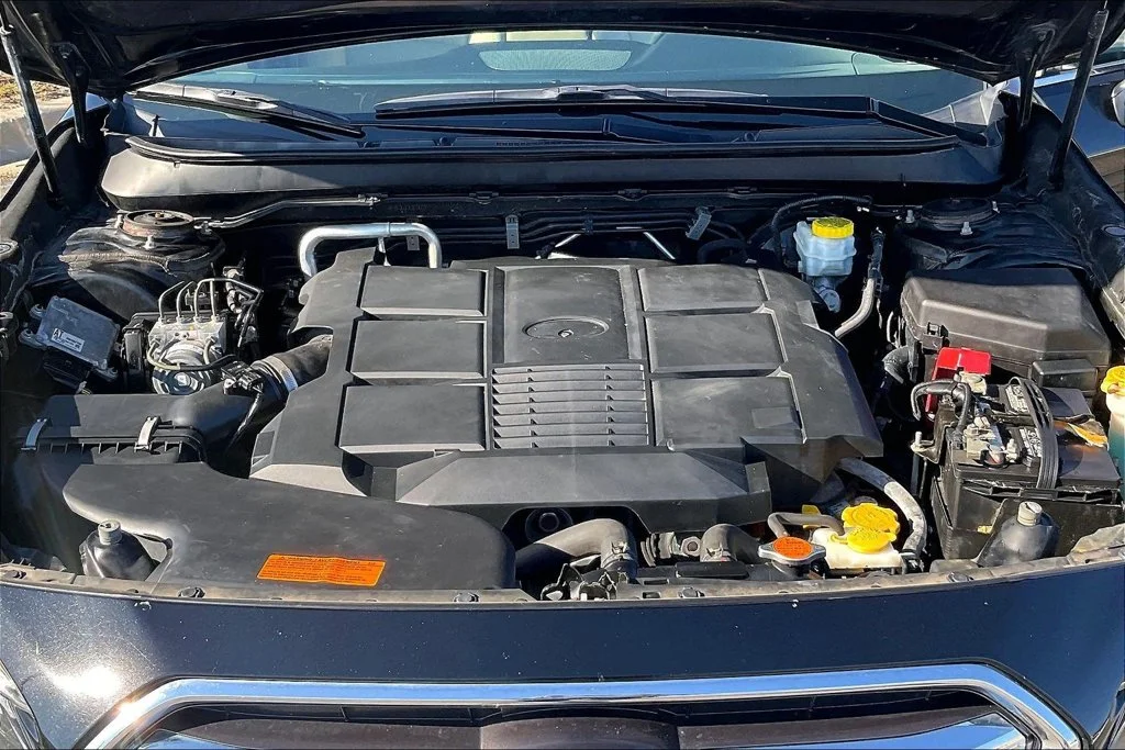 Used 2018 Black Subaru 3.6R image 12