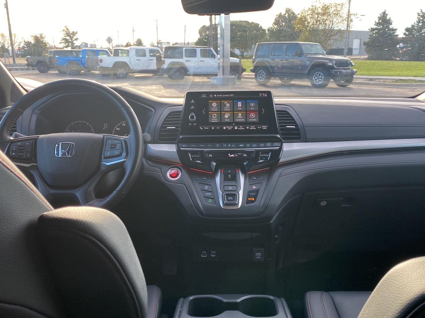 2025 Honda Odyssey Sport L - Photo 34