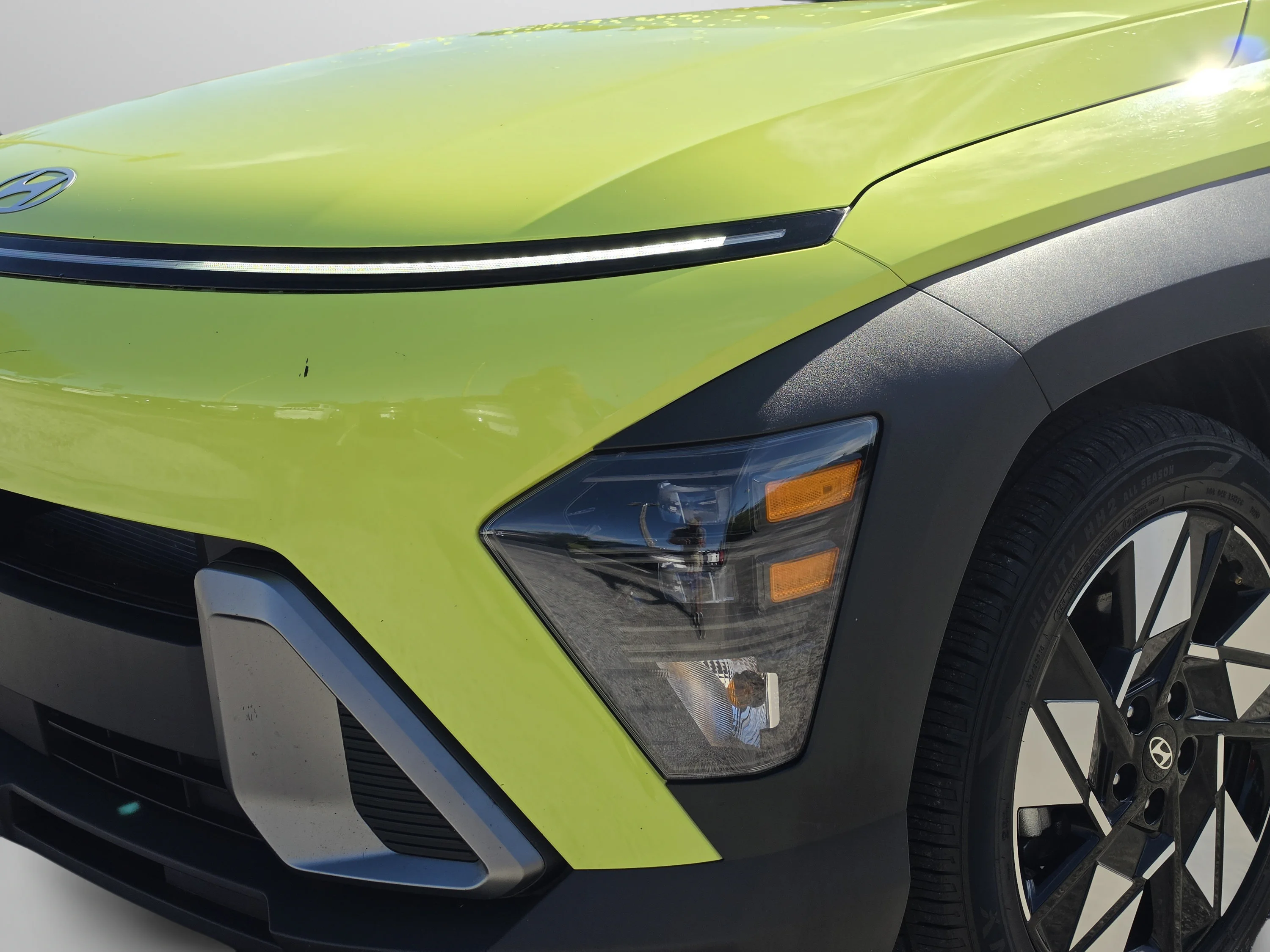 Used 2024 Neoteric Yellow Hyundai SEL image 13