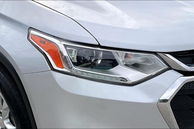 Used 2021 Silver Chevrolet LS image 27