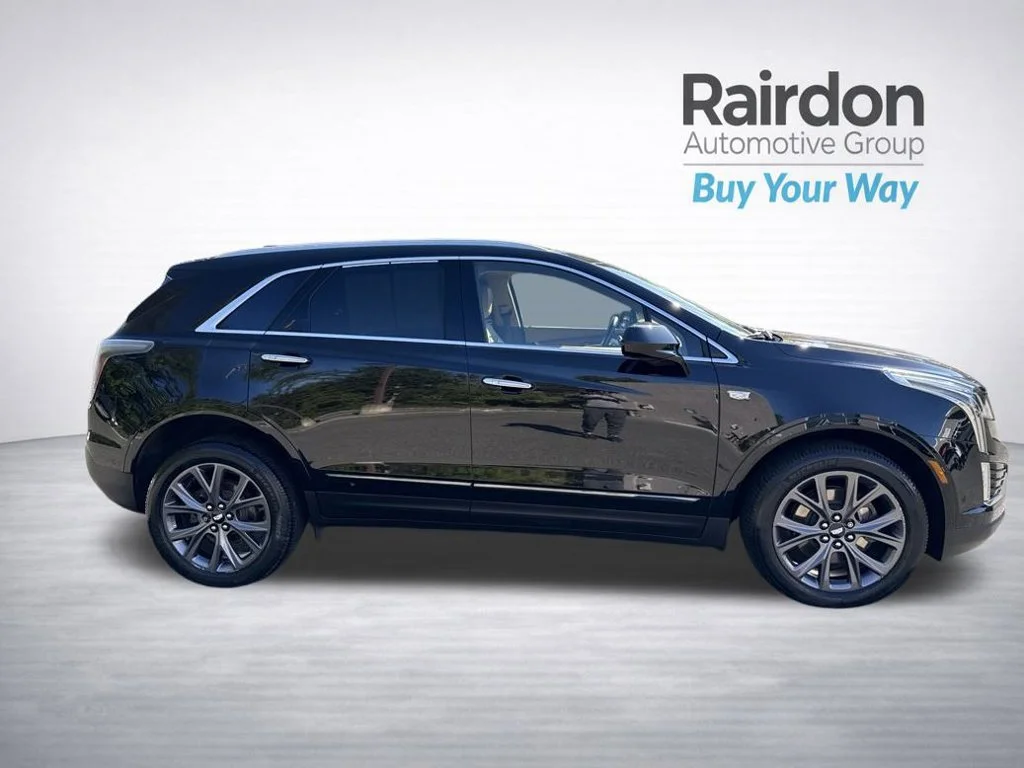 Used 2019 Black Cadillac Platinum AWD image 8