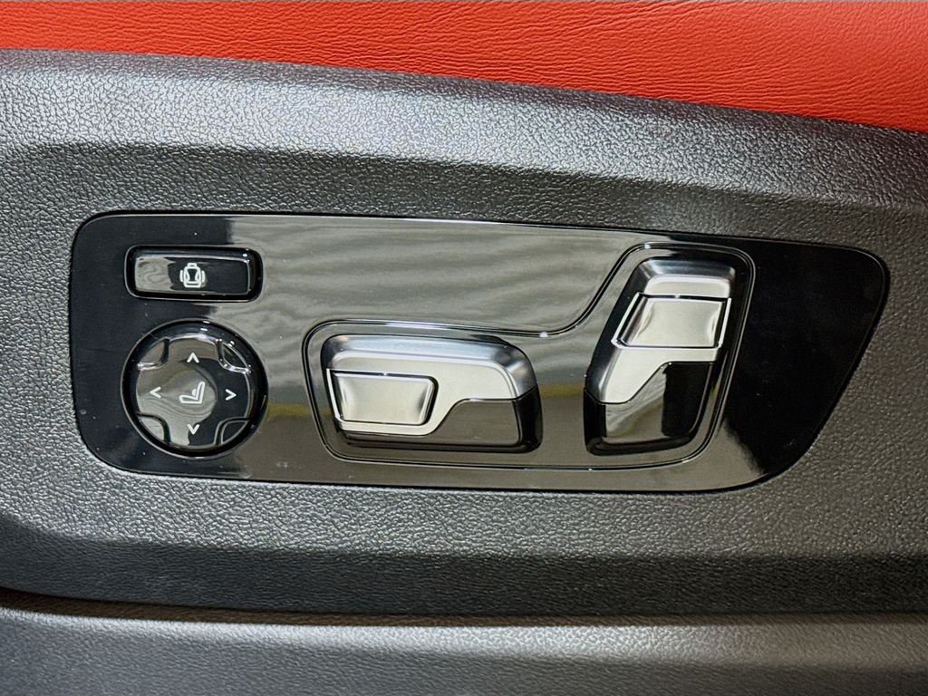 New 2026 Black Sapphire Metallic BMW Competition image 29