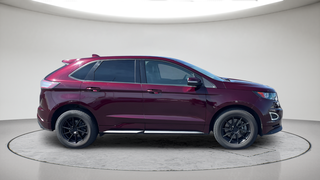 Used 2018 Red Ford Sport image 3