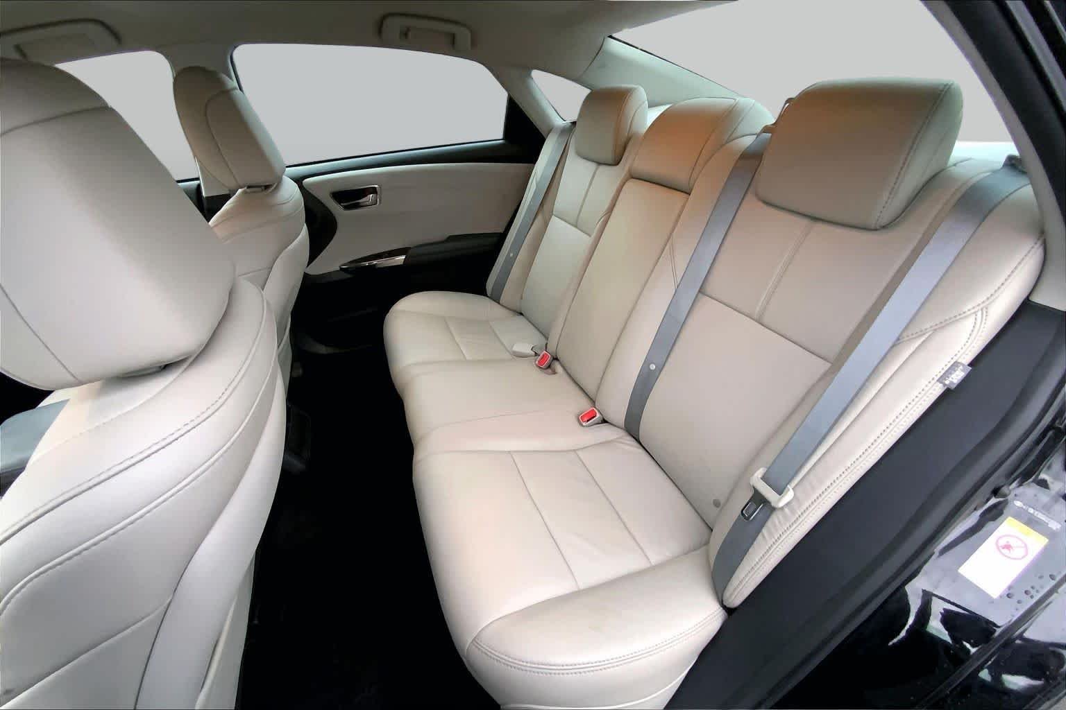 Used 2016 Midnight Black Metallic Toyota XLE image 20
