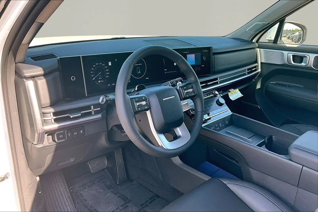 2025 Hyundai Santa Fe Limited - Photo 14