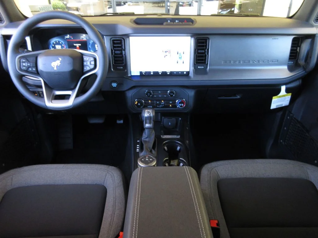 2025 Ford Bronco 4-Door Base - Photo 20