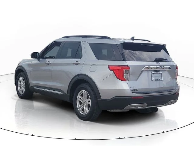 Used 2023 Silver Ford XLT image 7