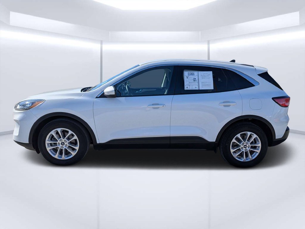 Used 2021 White Ford SE image 8