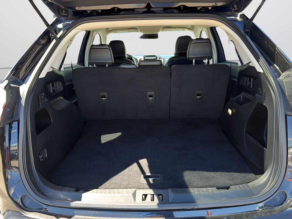 Used 2024 Black Ford SEL image 11