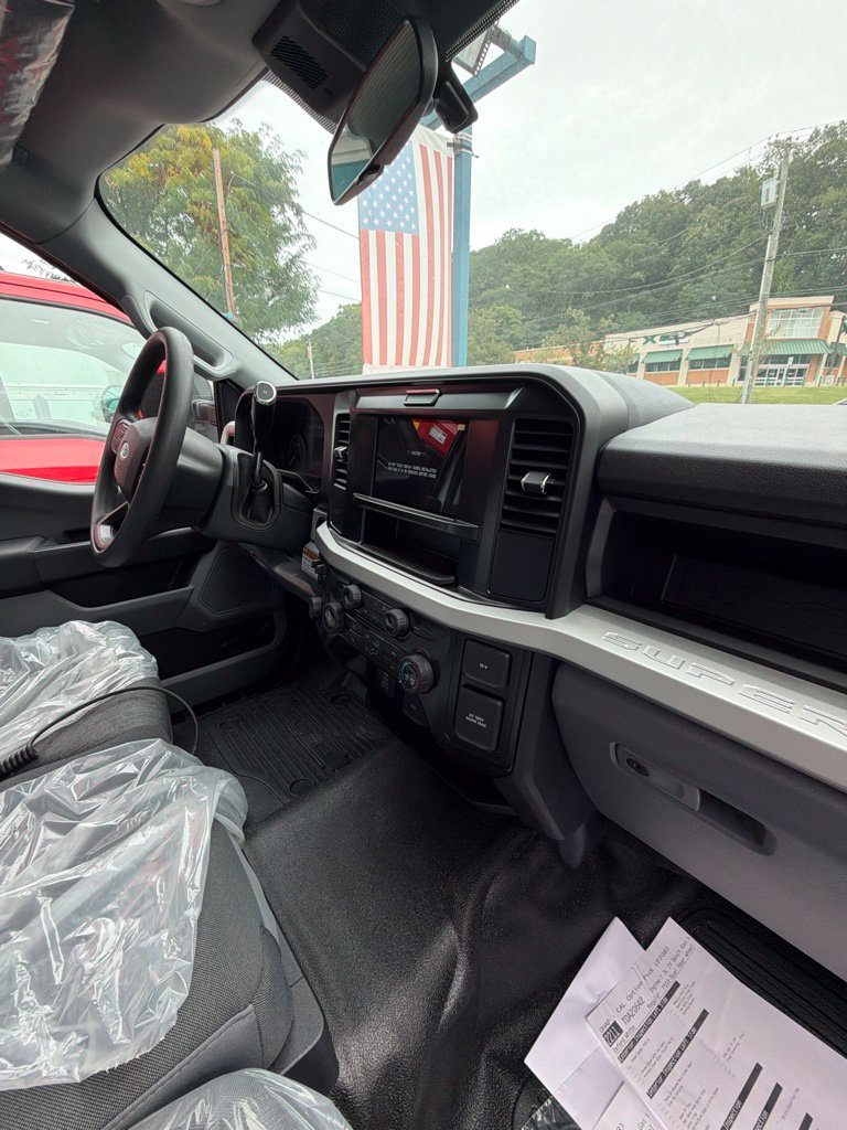 New 2026 Oxford White Ford F-550® XL image 6