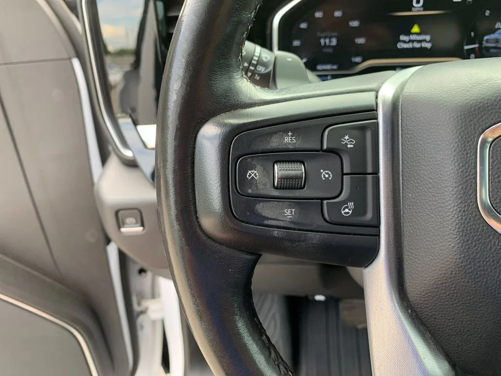 Used 2023 White GMC SLT image 28