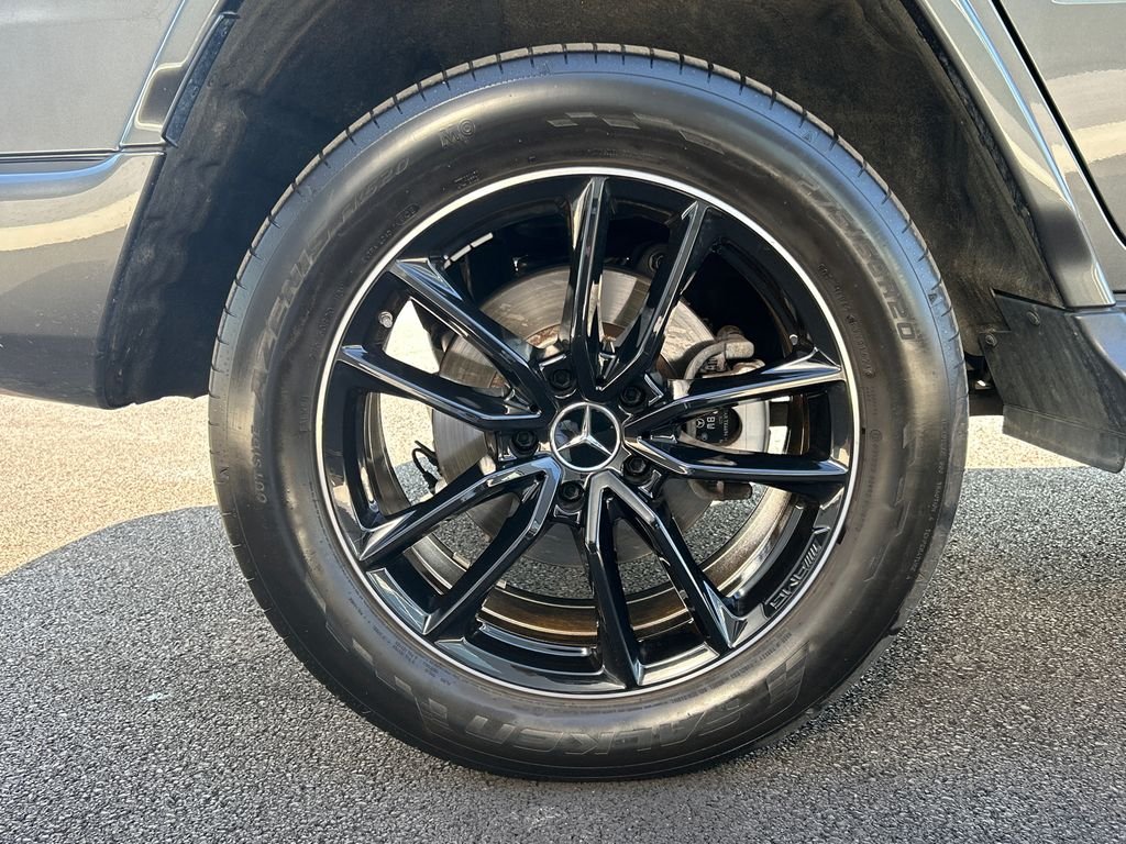 Certified Used 2025  Mercedes-Benz G 550 image 34