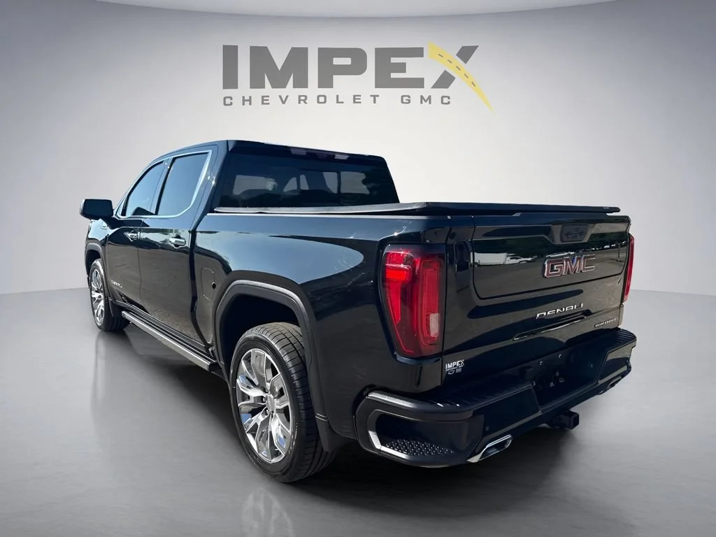 Used 2023 Onyx Black GMC Denali image 3