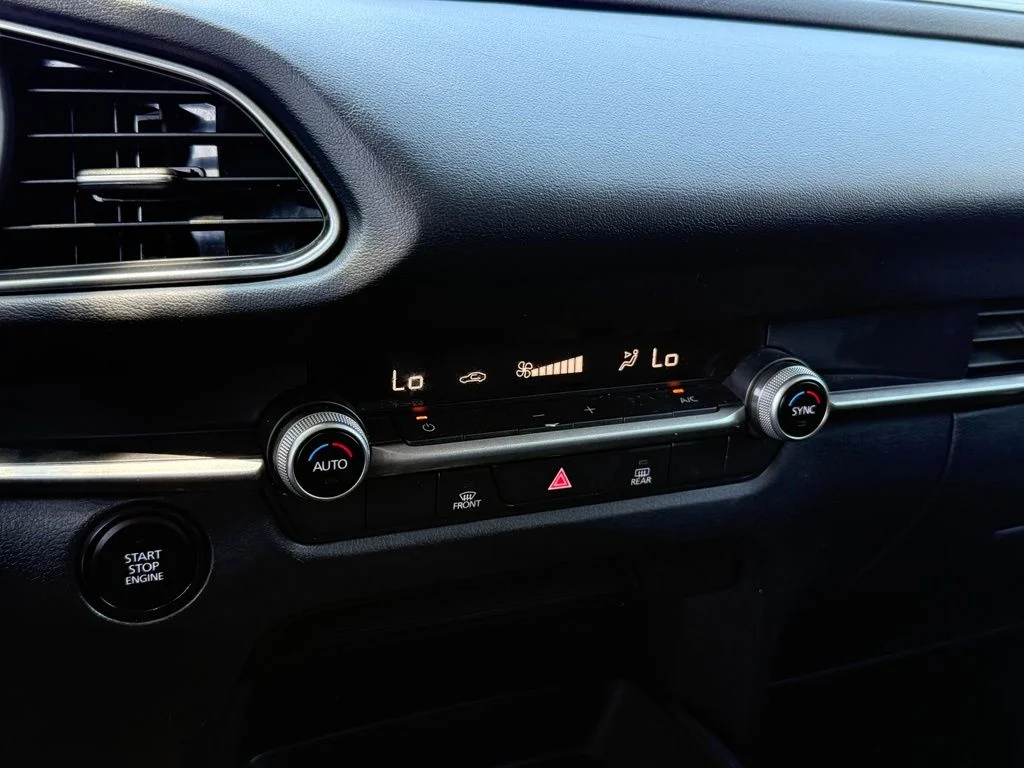 Used 2022 White Mazda 2.5 S Select Package image 18