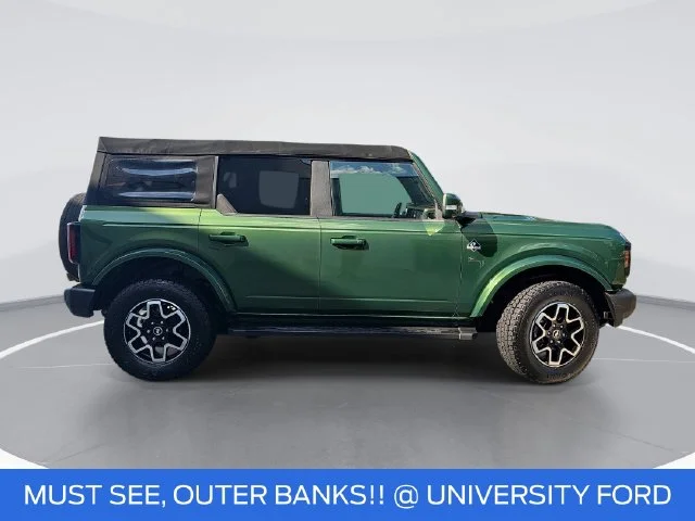 Used 2022 Green Ford Outer Banks image 2