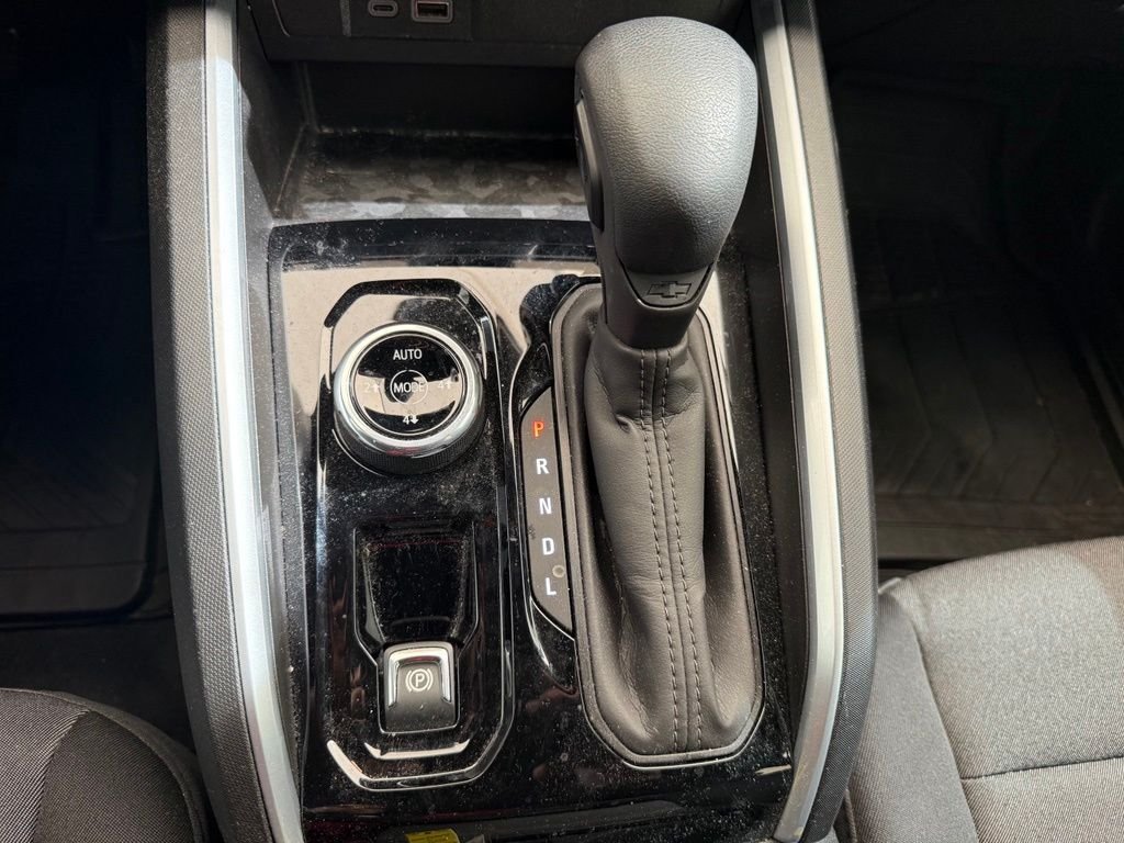Used 2024 Bronze Metallic Chevrolet Trail Boss image 23